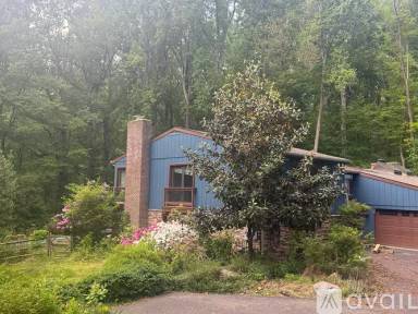 Main picture of 4400 Crab Orchard Rd