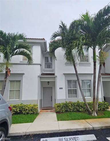 Main picture of 4198 SW 158th Ave
