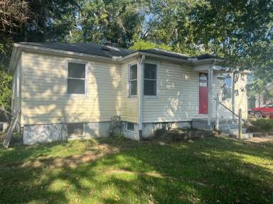 Main picture of 1137 Cherry Valley Rd SE