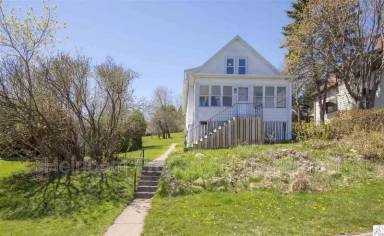 Main picture of 1325 Fern Ave