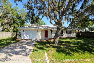 Main picture of 915 Devon Rd