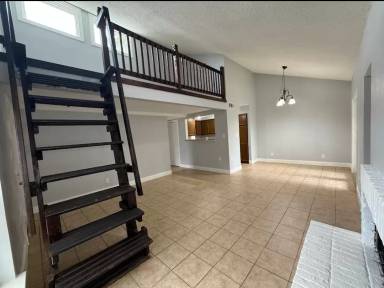 Main picture of Oaks on the Lane