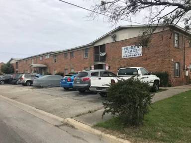 Main picture of 1015 Hall Ave