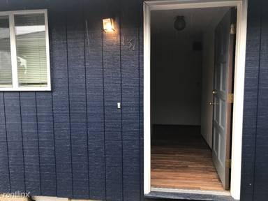 Main picture of 115 NE 28th Ave