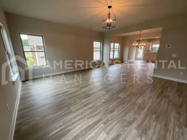 Main picture of 486 Andrew Dr