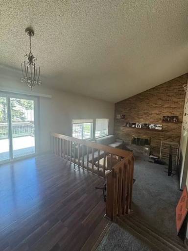 Main picture of 155 W 9th Ave
