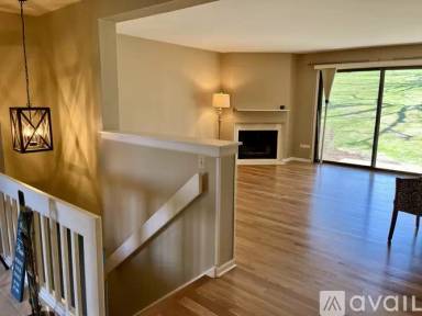 Main picture of 275 Hickory Ln