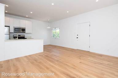 Main picture of 7714 Rosewood Ave