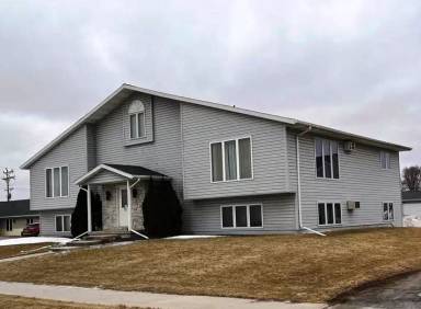 Main picture of 75 Riverview Rd
