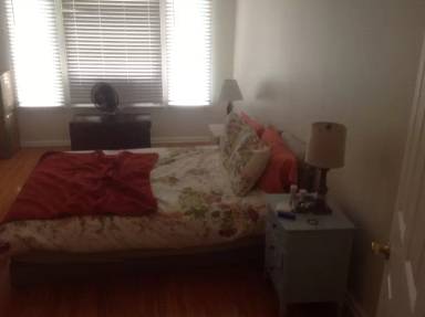 Main picture of 5634 W 6th St