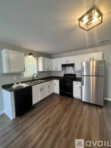 Main picture of 3223 Summit Ave