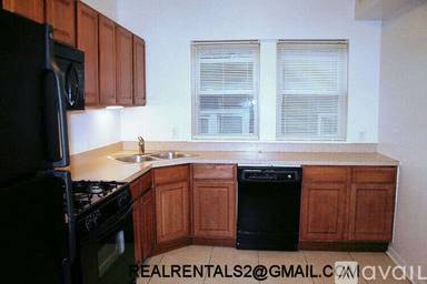 Main picture of 1912 N Kimball Ave
