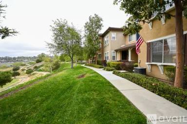 Main picture of 27 Chadron Cir