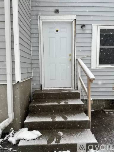 Main picture of 331 N Temple Ave