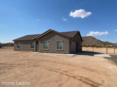 Main picture of 8284 W McCartney Rd