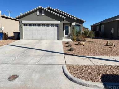 Main picture of 5013 Joe Castillo St