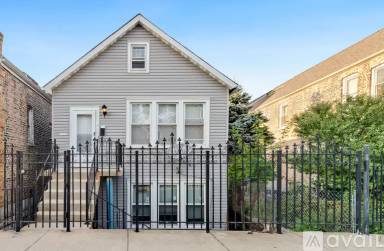 Main picture of 2148 W 18th Pl