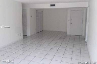 Main picture of Kings Creek South Condominium