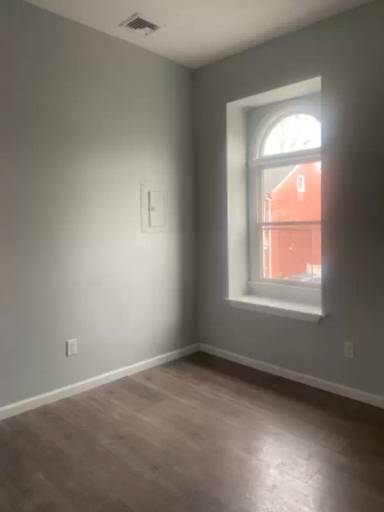 Main picture of 310 14th Ave