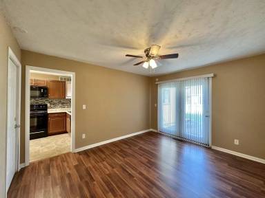 Main picture of 5839 Council Ring Blvd