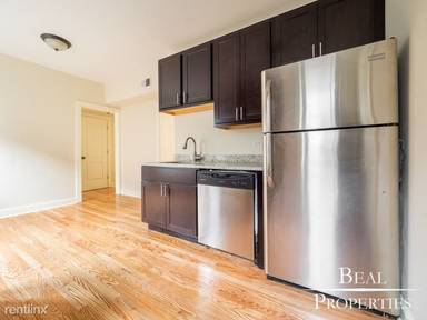 Main picture of 4040 N Ashland Ave