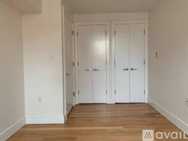 Main picture of 225 Front St