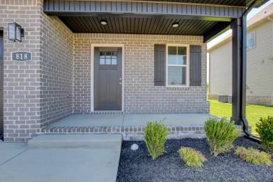 Main picture of 818 Limestone Way