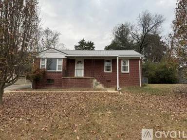 Main picture of 24 Greenway St
