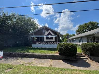 Main picture of 647 S 21st St