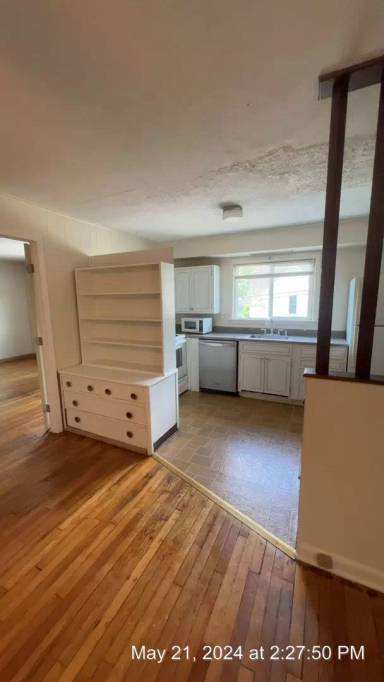 Main picture of 764 Garrison Ave