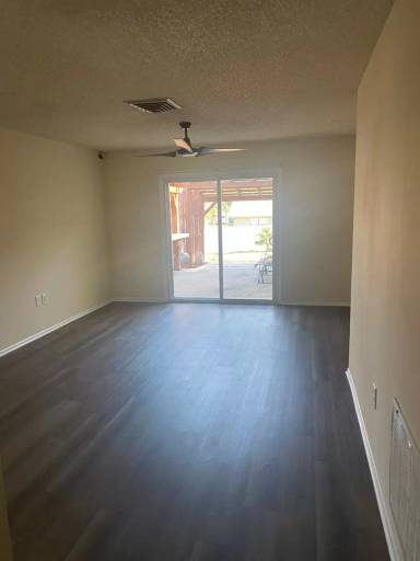 Main picture of 332 Upland Ave