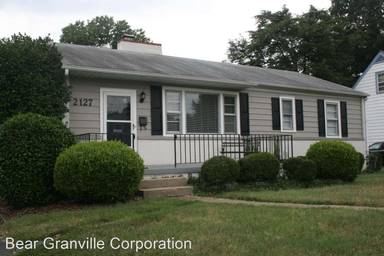 Main picture of 2119 Dumbarton Rd