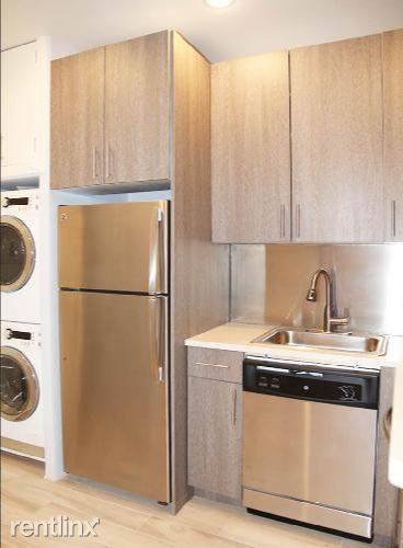 Main picture of 349 E 52nd St