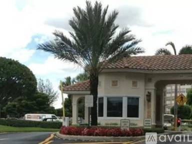Main picture of 1100 Saint Charles Pl