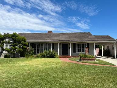 Main picture of 10410 Bellman Ave