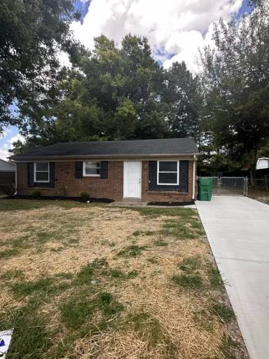 Main picture of 150 E Blue Jay Rd