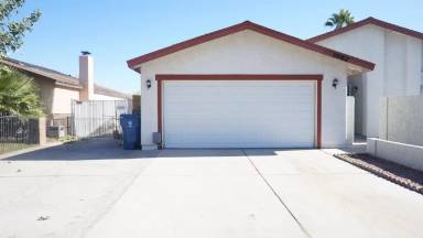 Main picture of 3962 Duero Way