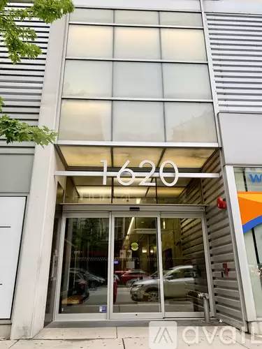Main picture of 1620 S Michigan Ave Apartments