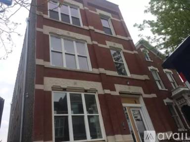 Main picture of 1641 W 21st St