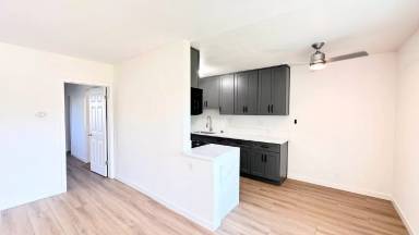Main picture of 12702 Flower St