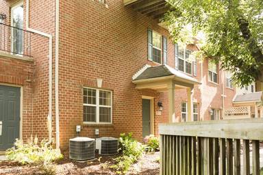 Main picture of 39492 Rockcrest Ln