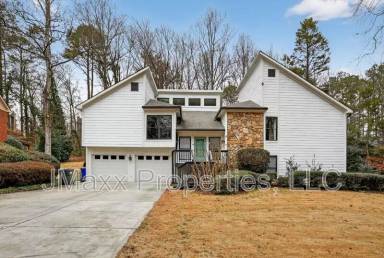 Main picture of 3445 Johnson Ferry Rd NE