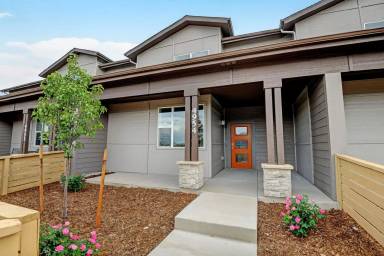 Main picture of 4954 Denys Dr