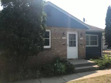 Main picture of 7337 Nicollet Ave