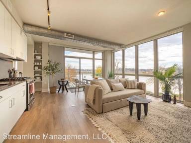 Main picture of Peninsula 88