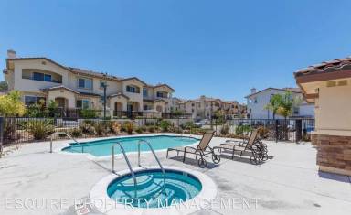 Main picture of 293 Newbury Vista Ln
