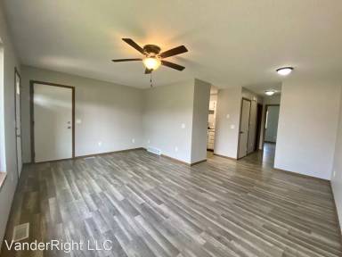 Main picture of 6105 W 43rd St