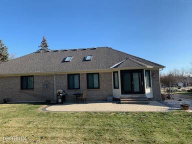 Main picture of 56949 Dickens Dr