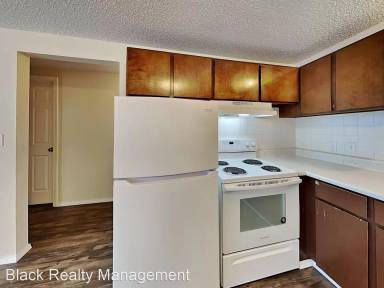 Main picture of 1320 3rd St