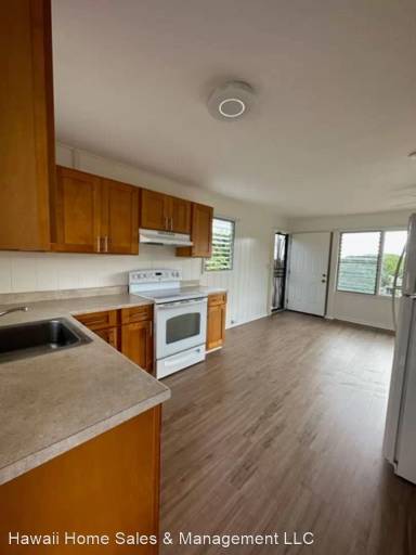 Main picture of 1720 Palanehe Pl